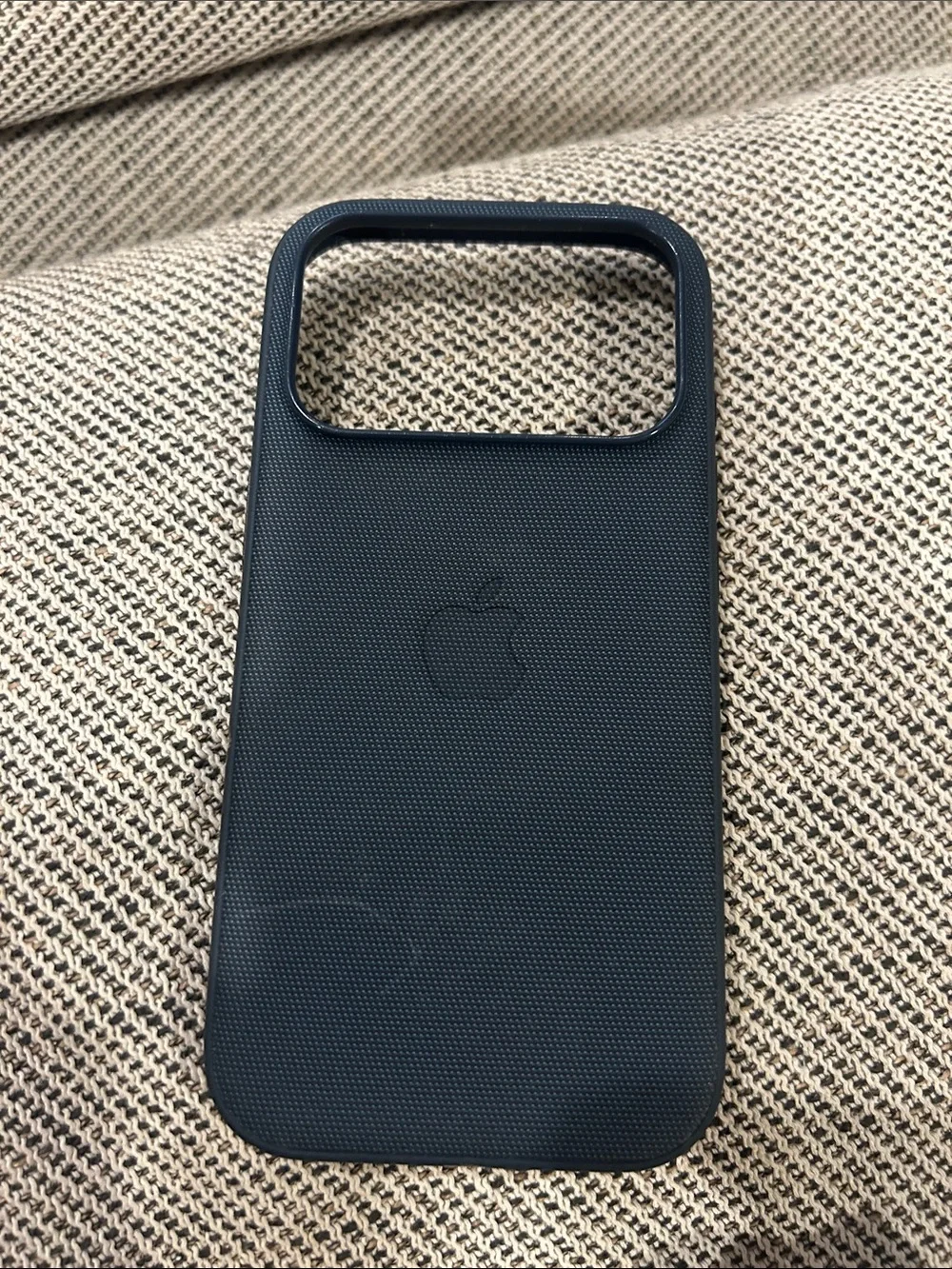 Apple 17 Pro iPhone FineWoven Case navy blue